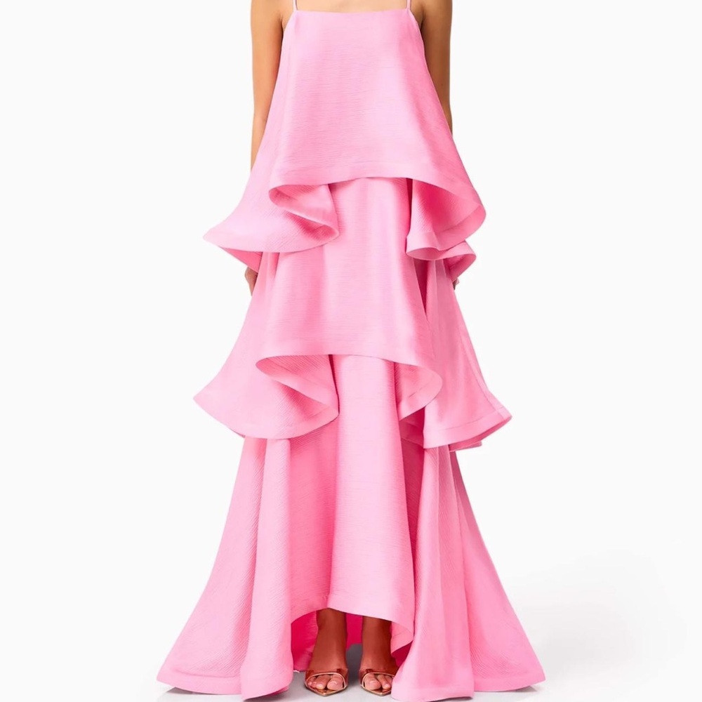Elliatt Pink Tiered Ruffle Dress